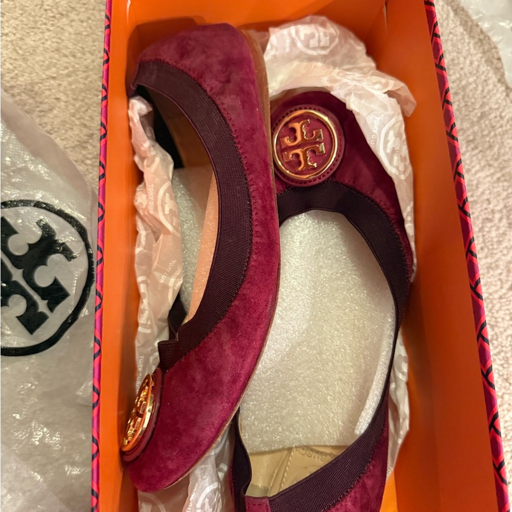 Tory Burch Red Suede Flats with Logo - Picture 3 of 12